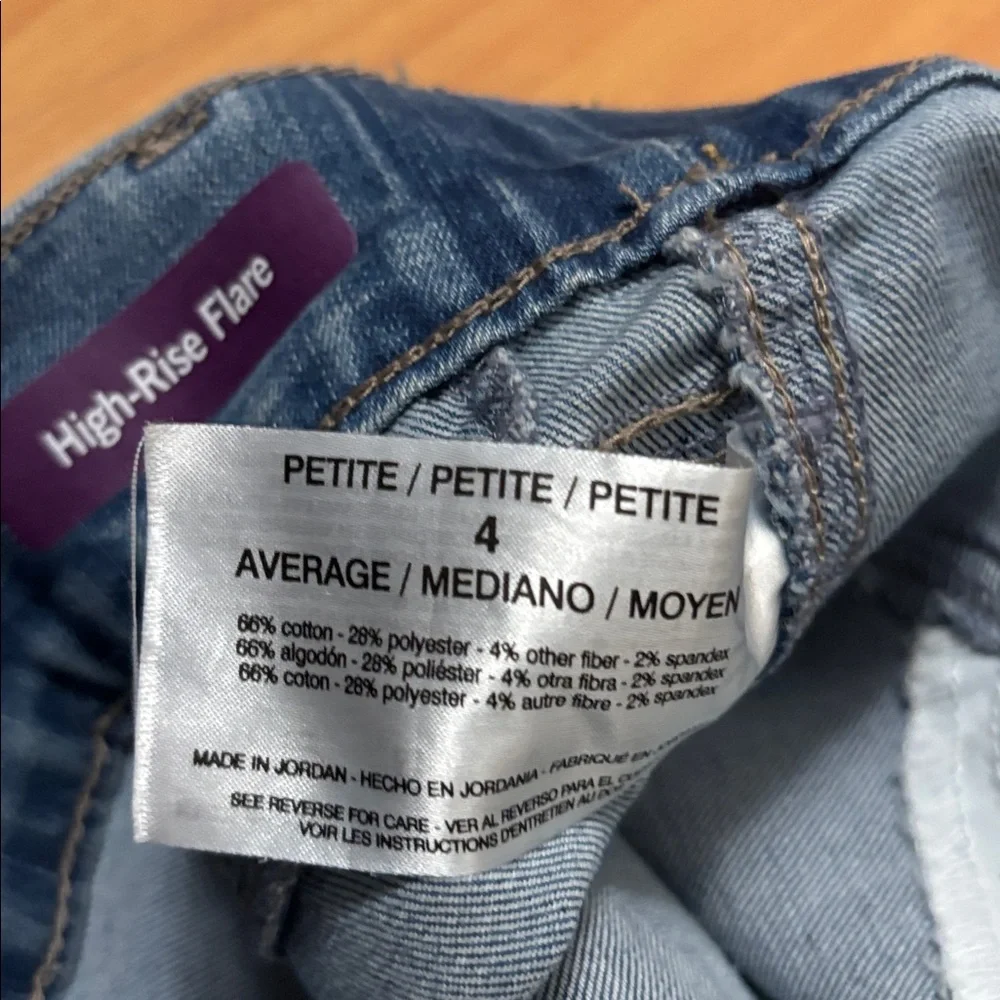 Gloria Vanderbilt Light Blue High Rise Flare Jeans Size 4P - Picture 12 of 12